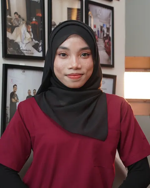 Fisioterapis Hasnida dari Jom Physio